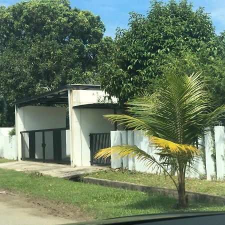 Nur Villa Sg Soi Musslimm Only Kuantan Eksteriør bilde