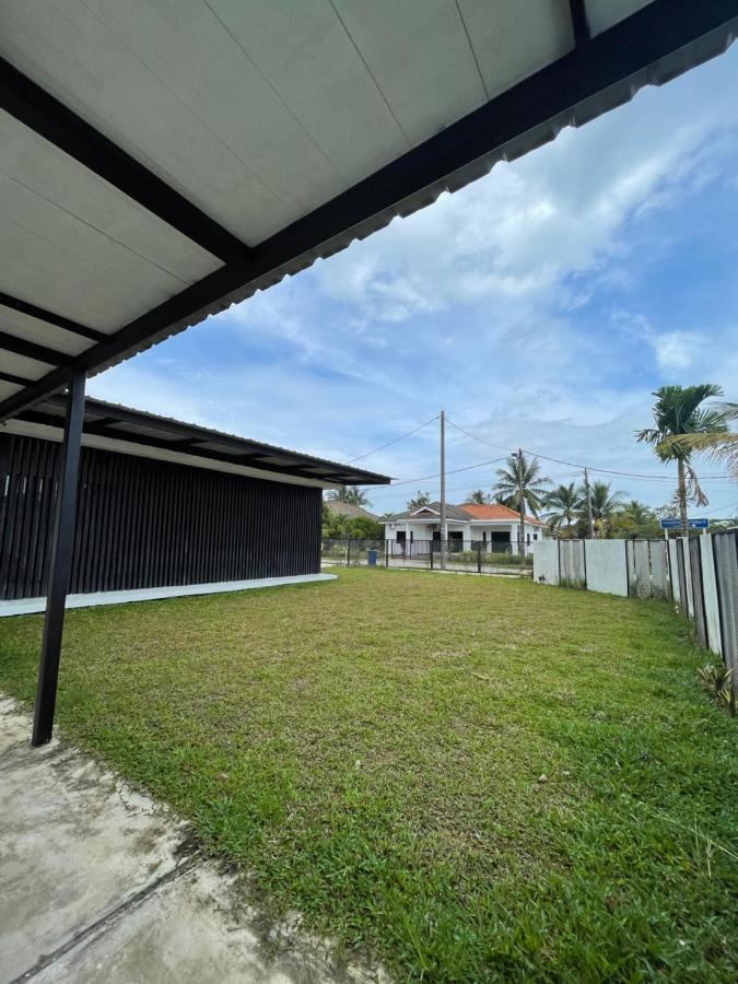 Nur Villa Sg Soi Musslimm Only Kuantan Eksteriør bilde